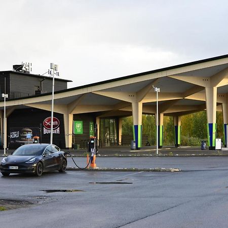 Niemenharjun Matkailukeskus Hotel Pihtipudas Buitenkant foto