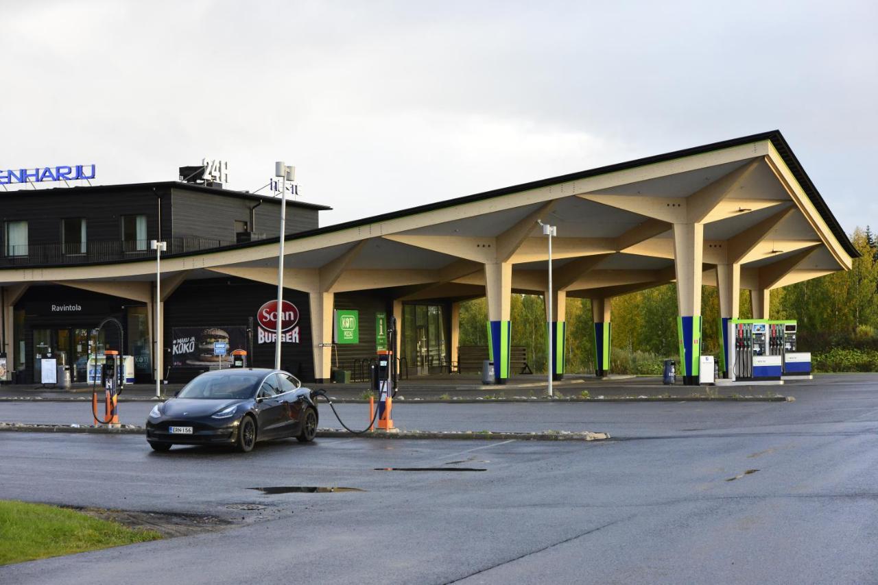 Niemenharjun Matkailukeskus Hotel Pihtipudas Buitenkant foto