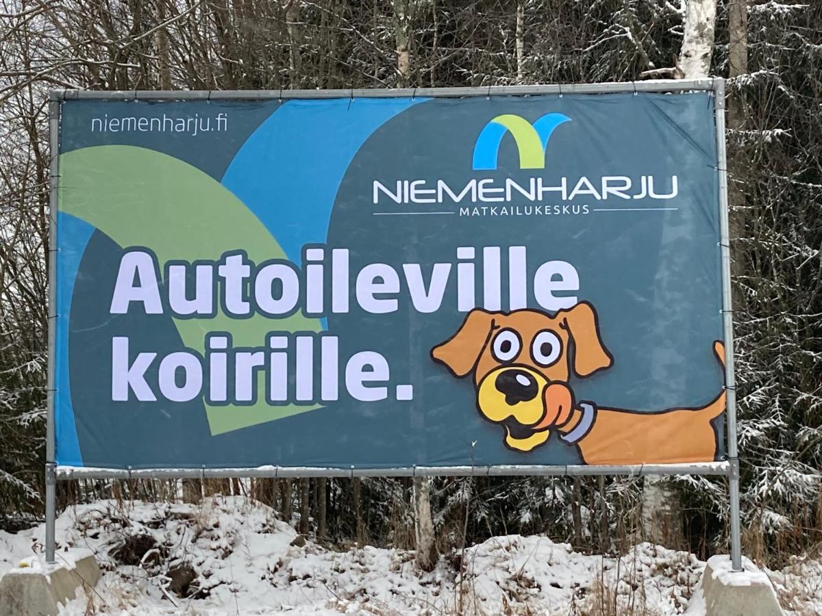 Niemenharjun Matkailukeskus Hotel Pihtipudas Buitenkant foto