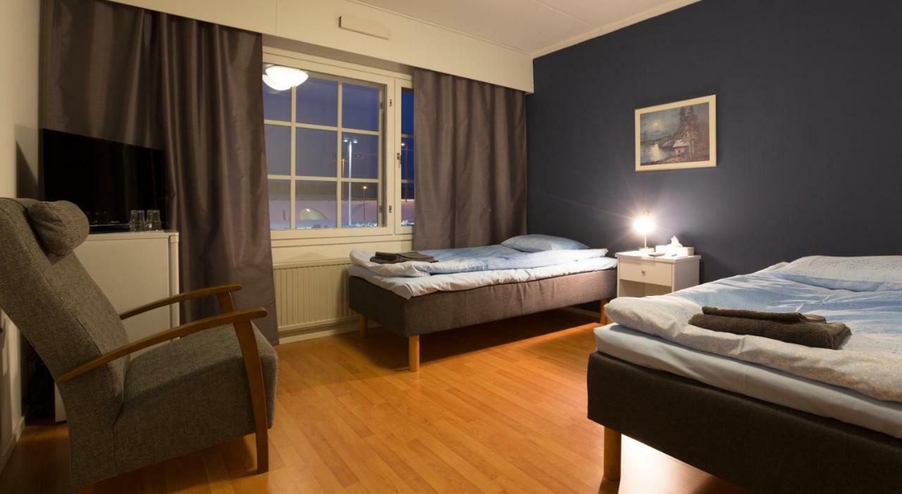 Niemenharjun Matkailukeskus Hotel Pihtipudas Buitenkant foto
