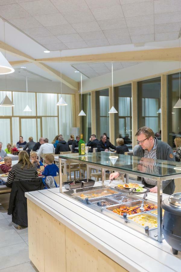 Niemenharjun Matkailukeskus Hotel Pihtipudas Buitenkant foto
